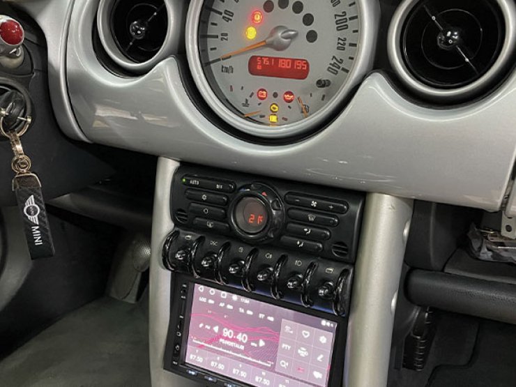 CarPlay mini cooper