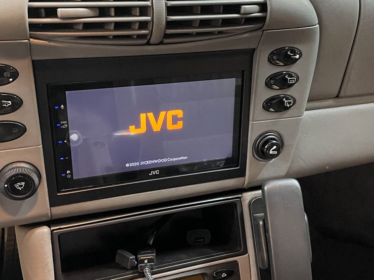 POSCHE 996 AUTORADIO JVC